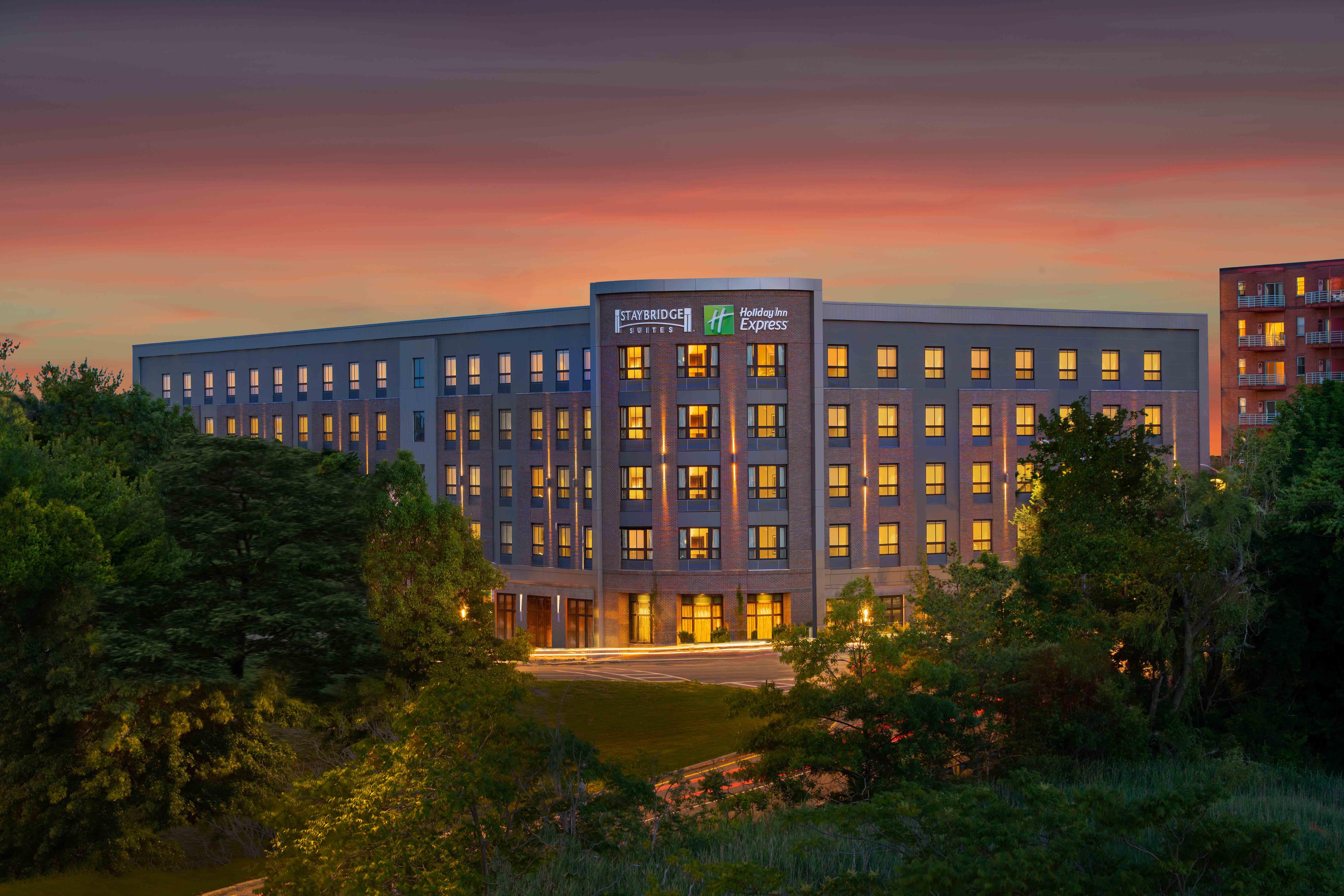 Holiday Inn Express - Boston South - Quincy By Ihg Bagian luar foto